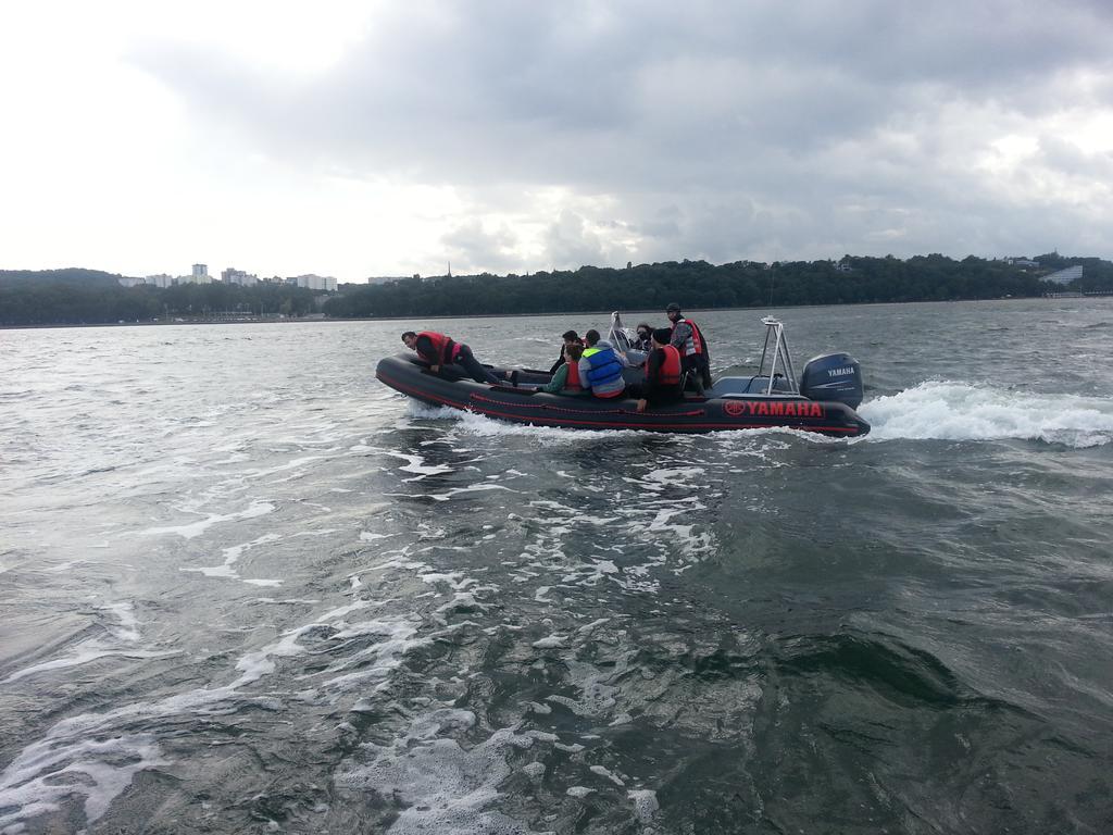 Апартаменты Jetadrenaline Watersports Club Рева Экстерьер фото